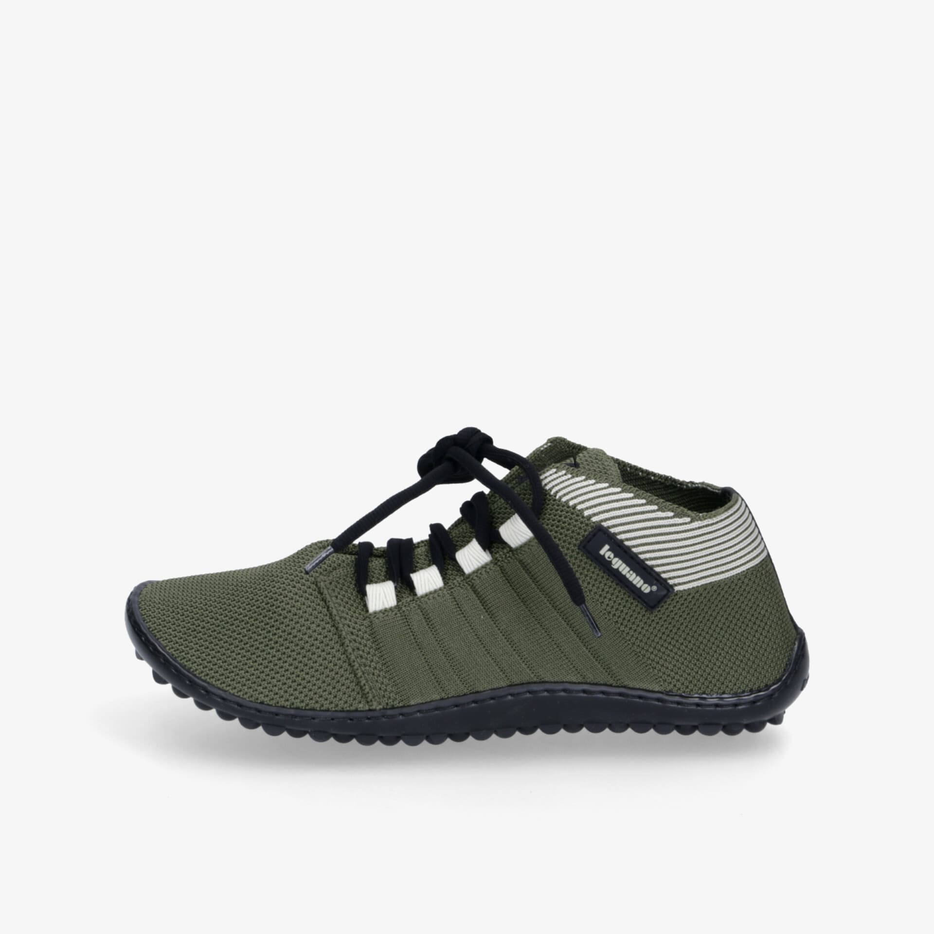 Barfußschuh grün mit flexiblem Material und rutschfester Sohle, bequem und atmungsaktiv für vielseitige Nutzung